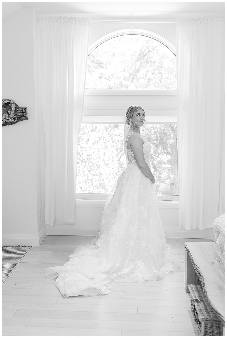 niagaraweddingphotoographer2022_0408.jpg